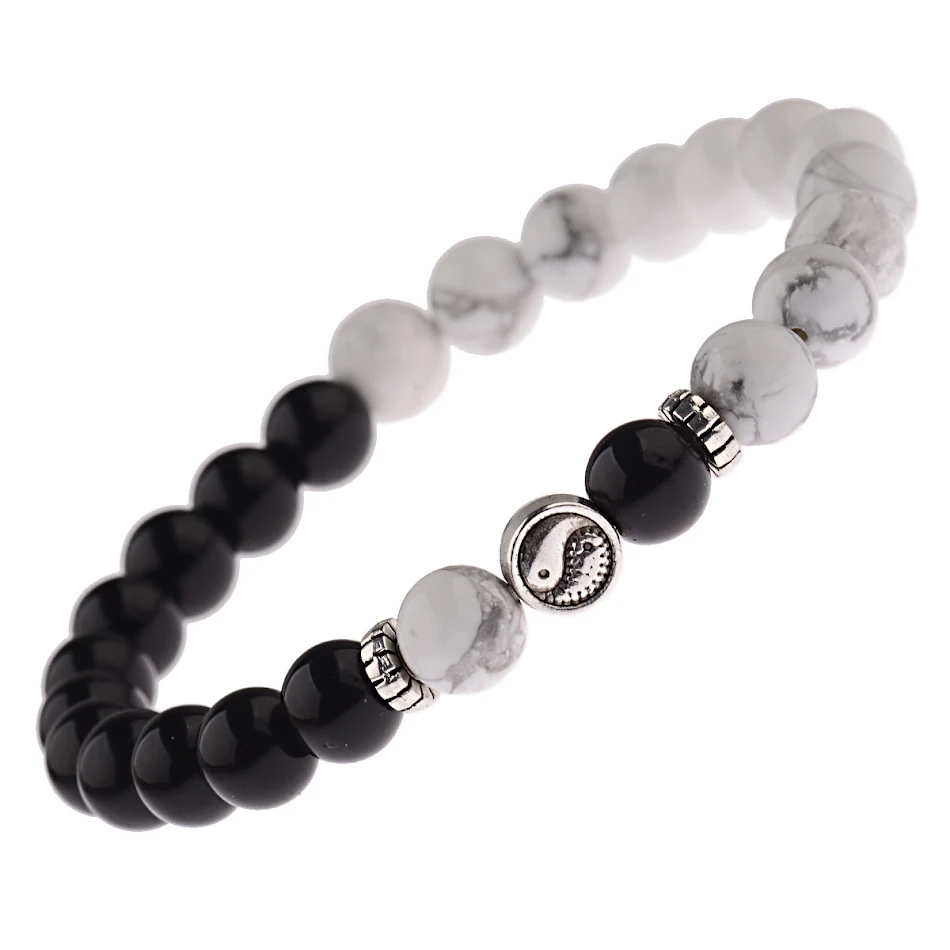 Bracelet perles bois noir givré personnalité. Affirmez votre style unique avec ce bracelet tendance et élégant, idéal pour toutes occasions.