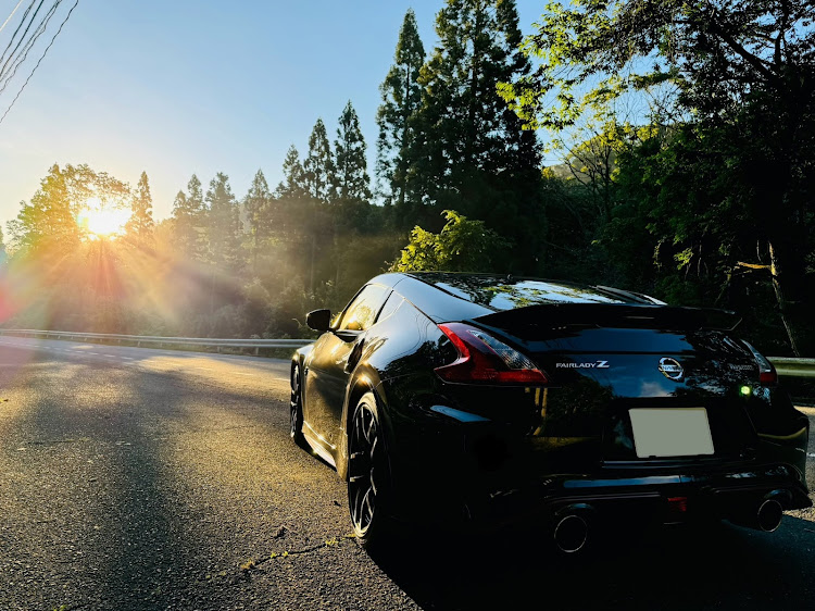 フェアレディーZ NISMOのz34ニスモ・993カレラ・TOYOTA86 ZN6・Audi RS3・カフェテラスへ行きたい☕️に関するカスタム事例の投稿画像1枚目