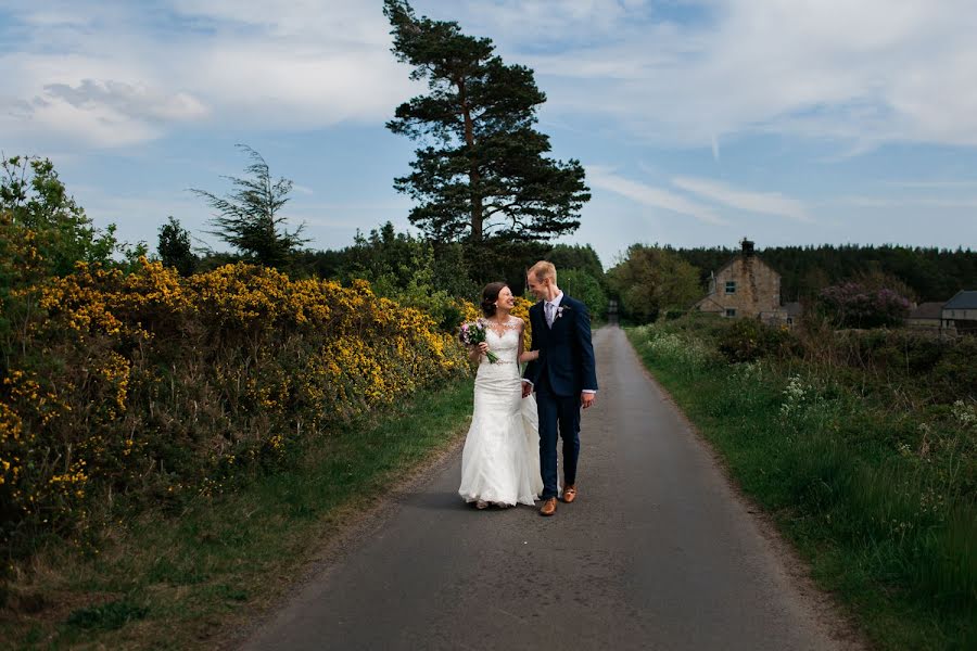 Wedding photographer Zoe Emilie (zoeemiliephoto). Photo of 2 July 2019