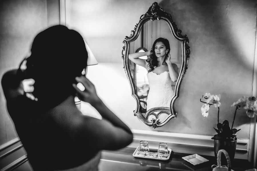 Wedding photographer Julien Laurent-Georges (photocamex). Photo of 12 April 2021