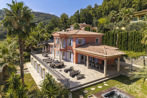 Villa with pool and terrace 2