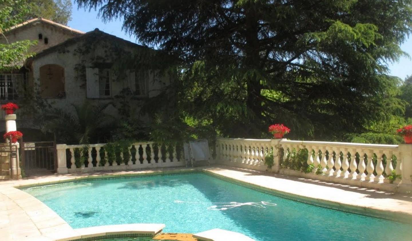 House with pool and terrace Biot