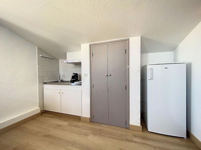 Location meublée appartement 1 pièce 17 m² à Perpignan (66000), 400 €