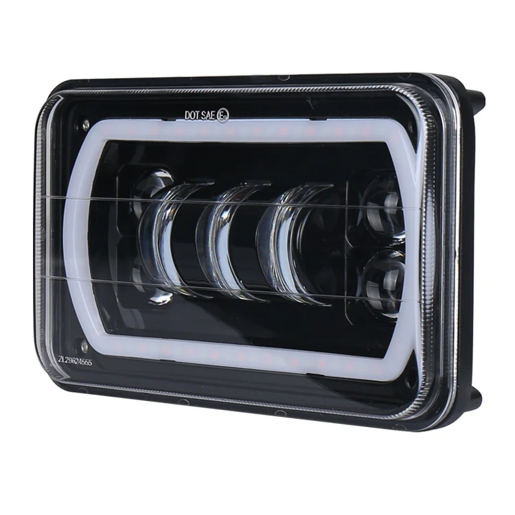 Offroad LED-koplampen met groot- en dimlicht, dagrijverlichting en stuur-LED's voor optimale zichtbaarheid.