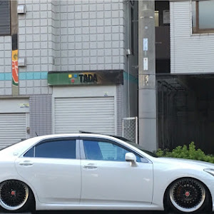 クラウンロイヤル GRS200