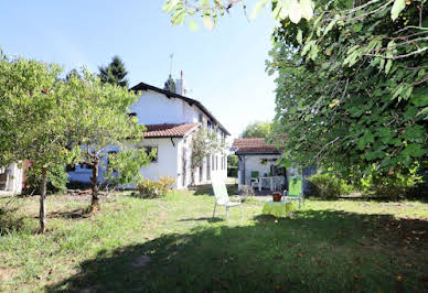 Villa 2