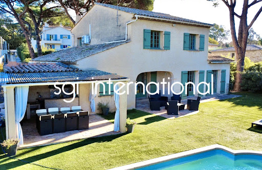 Villa avec piscine 1