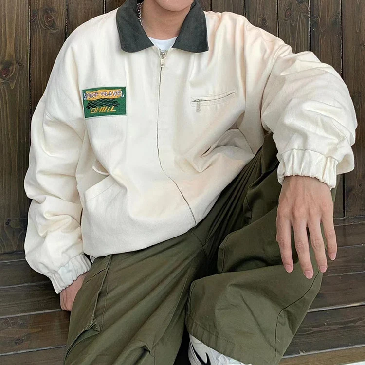 Kadın Retro Amerikan Yaka Ceket, şık vintage tarzı. Günlük kullanım ve farklı durumlar için ideal, rahat ve zarif bir görünüm için mükemmel bir seçim