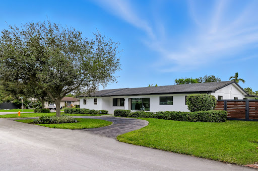 Maison avec piscine 1