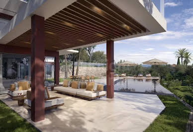 Villa with pool 2