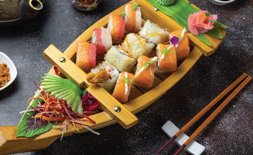 Youmee Sushi Party - 12 Pcs