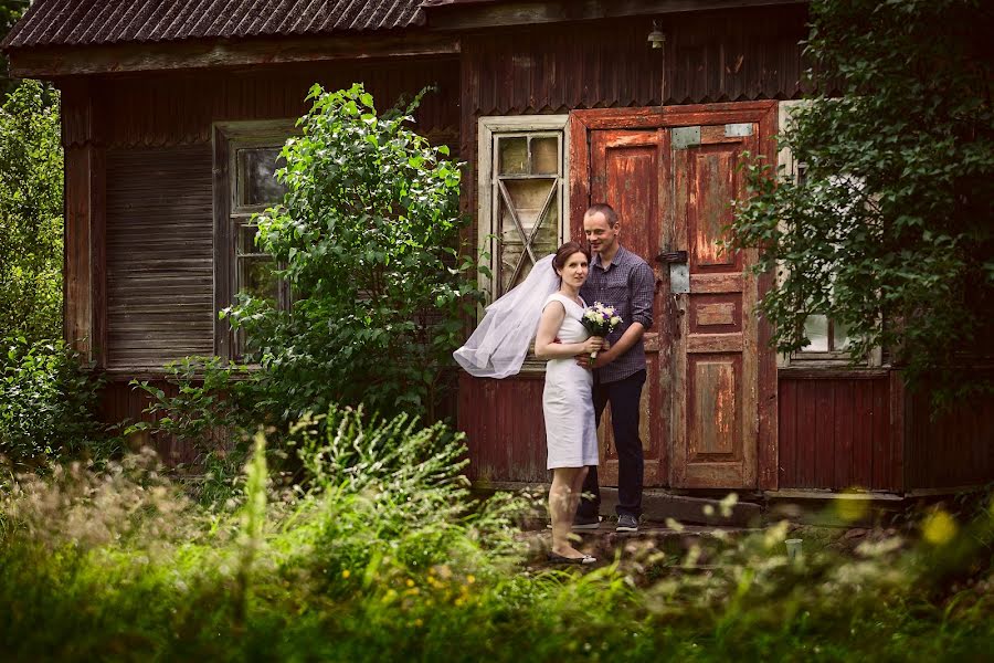 Wedding photographer Mikhail Kulesh (mkphoto). Photo of 1 July 2014