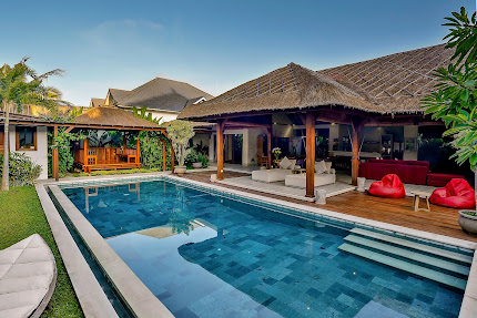 An Enchanting Villa Retreat in Jalan Mertanadi