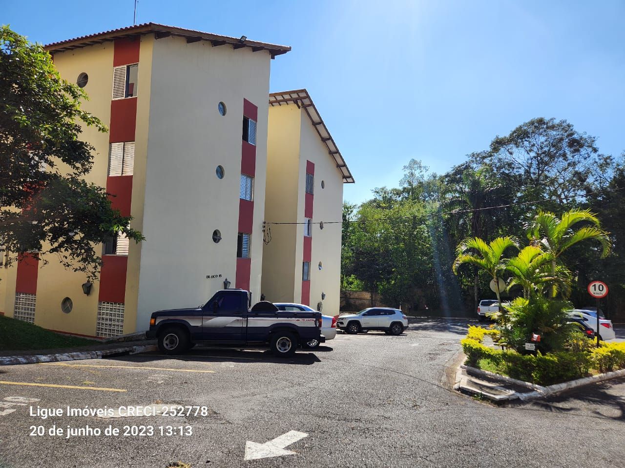 Apartamentos à venda Camorim