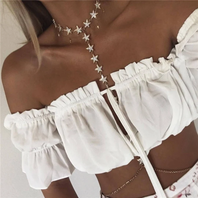 Chaîne de corps Flash Diamond Pentagram. Sublimez votre silhouette avec cette chaîne scintillante et ajoutez une touche d'éclat à votre tenue.
