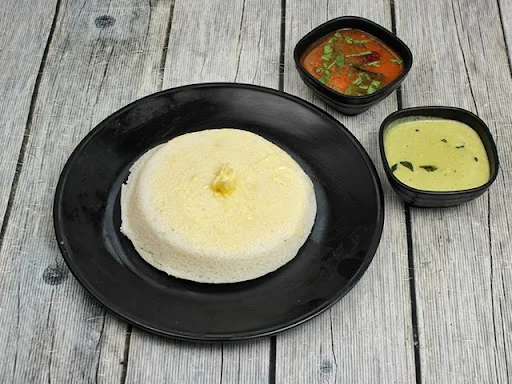 Butter Thatte Idli (1 Piece)