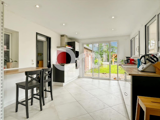 Seaside house with garden and terrace 1