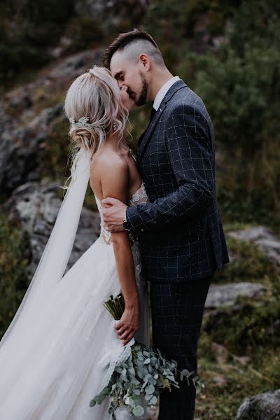 Fotografo di matrimoni Kseniya Romanova (romanova). Foto del 1 ottobre 2019