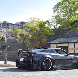 NISSAN GT-R R35