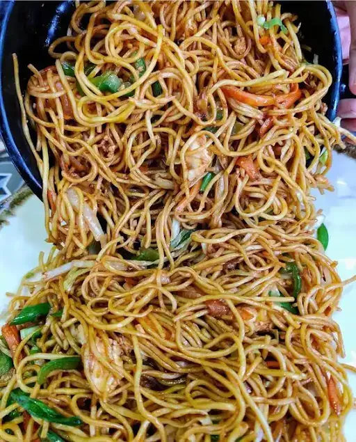 Chilli Garlic Noodles