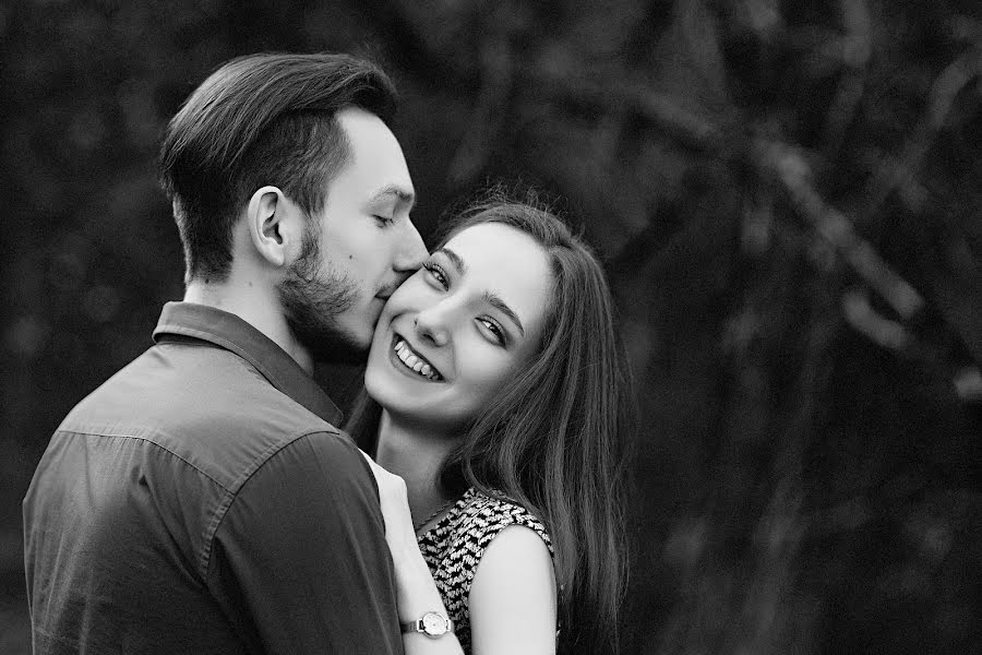 Nhiếp ảnh gia ảnh cưới Pavel Zlotnikov (pavelzp). Ảnh của 9 tháng 5 2017