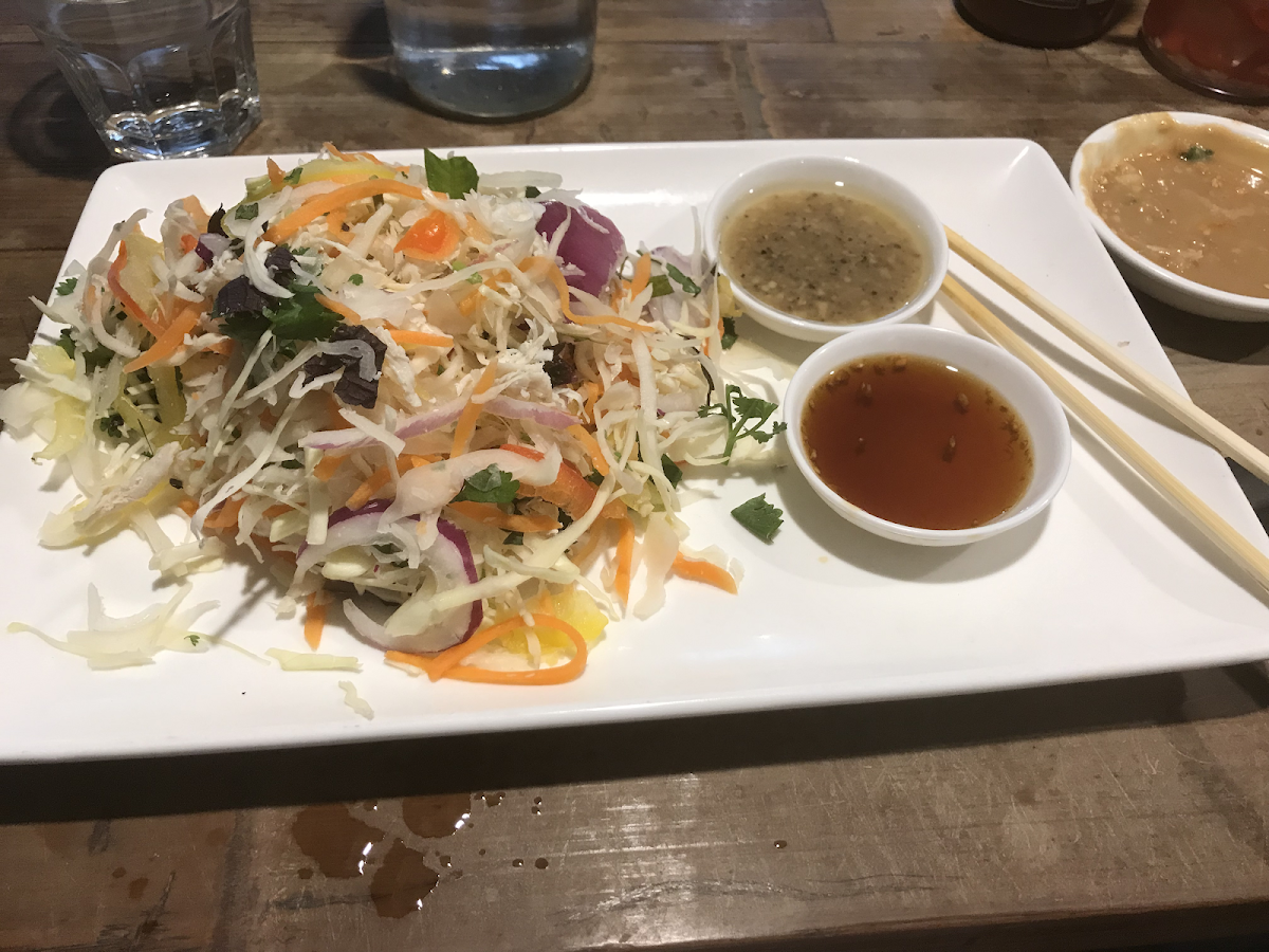 Chicken pad Thai salad