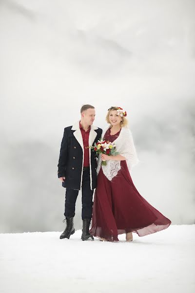 Fotógrafo de casamento Elena Alferova (daedra). Foto de 11 de março 2018