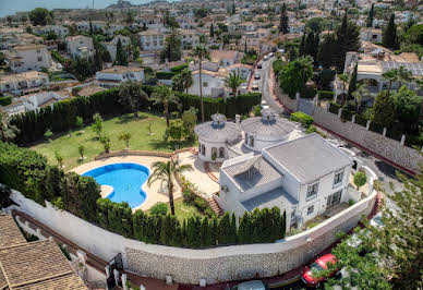 House with pool and terrace 3