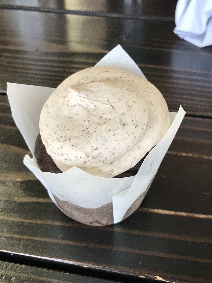 Gluten-Free Cupcakes at Life Is Sweet