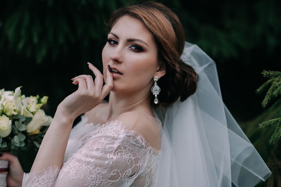 Bryllupsfotograf Kseniya Romanova (romanova). Foto fra juli 17 2018