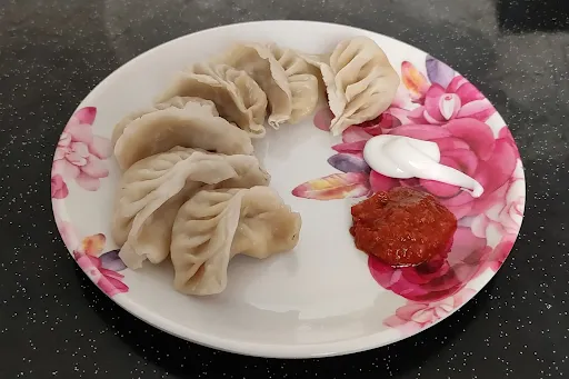 Veg Schezwan Momos