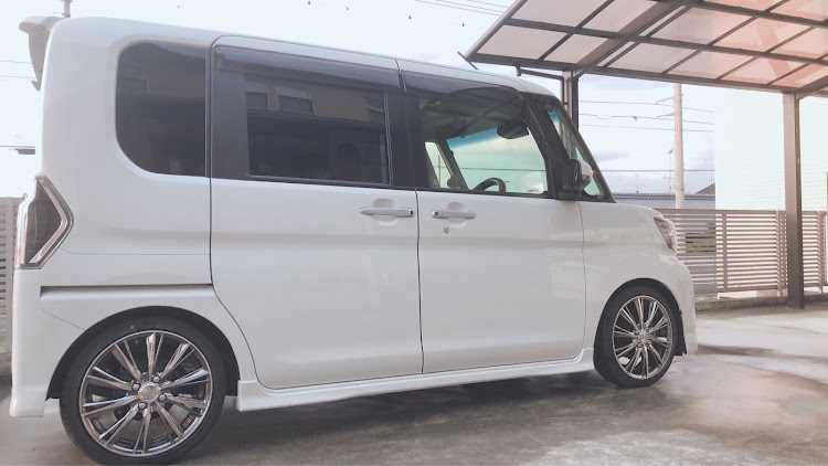 タントカスタムのレオニスWXに関するカスタム事例の投稿画像1枚目