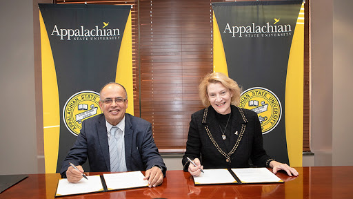 Professor Hassan Hamdan Al Alkim, the President of AURAK, and Dr. Sheri Everts, the Chancellor of Appalachian State University, signed a memorandum of understanding in a ceremony held at Appalachian State University. (Photo: AETOSWire)