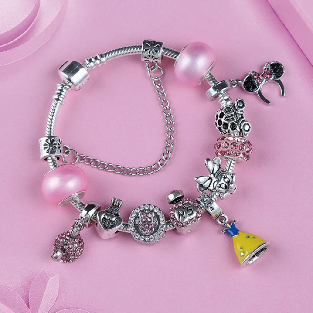 Title 4, Mode strik zilveren kralen kristal sieraden. Vo...