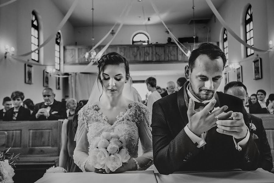 Fotografo di matrimoni Sławek Stelmach (slawekstelmach). Foto del 3 dicembre 2020