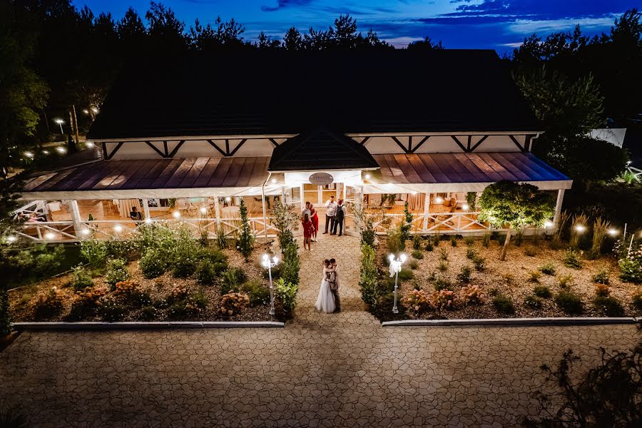 Photographe de mariage Iwona Wiesław Szczurowie (alfakadr). Photo du 16 août 2023