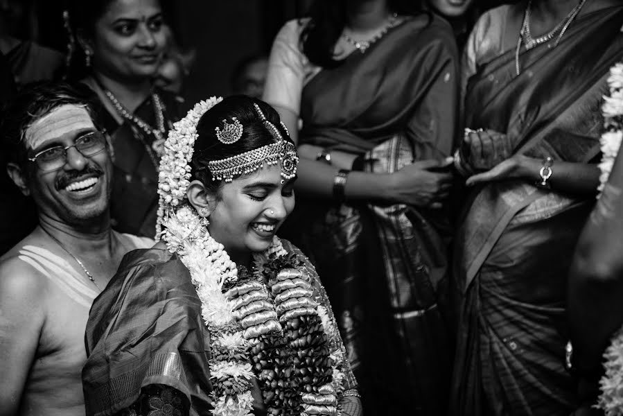 Wedding photographer Sahil Kharsambale (littletales). Photo of 15 January 2021