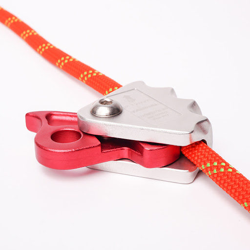 Title 8, Self-locking Rope Grab Anti-fall Device. Provid...