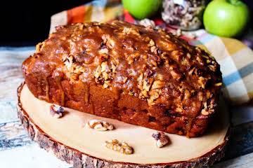 Praline Apple Bread