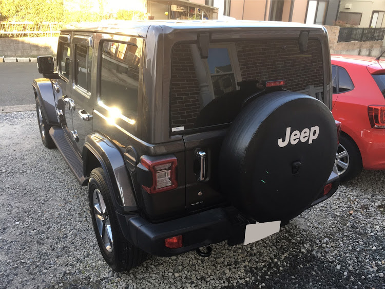 ラングラーアンリミテッドの新車・足車・アンリミ・アップルカープレイ・でっかいジムニーに関するカスタム事例の投稿画像4枚目
