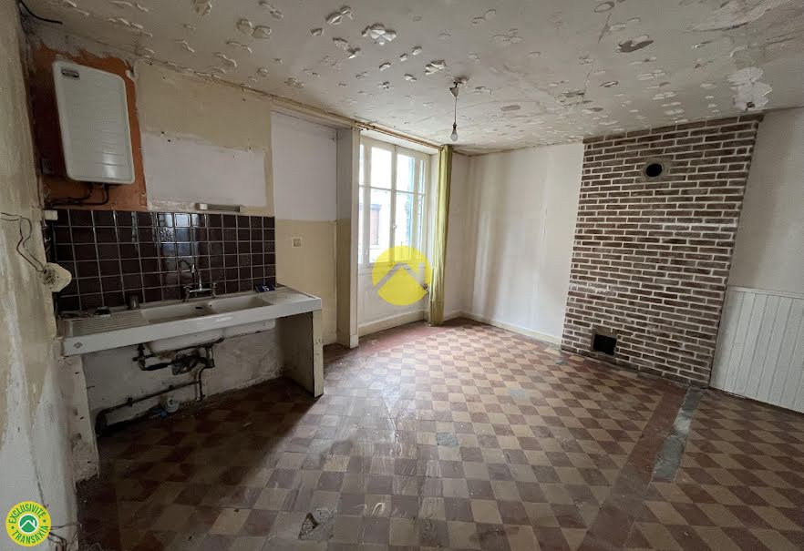 Vente maison 3 pièces 61 m² à Châteauneuf-sur-Cher (18190), 27 500 €