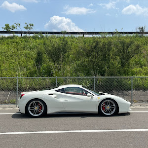 488GTB