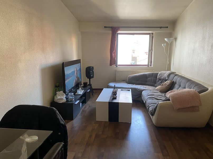 Location  appartement 3 pièces 47 m² à Le Puy-en-Velay (43000), 440 €