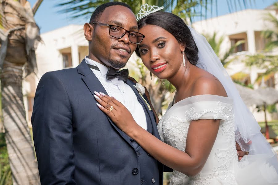 Wedding photographer Peter Mwarangu (petermk). Photo of 26 May 2019