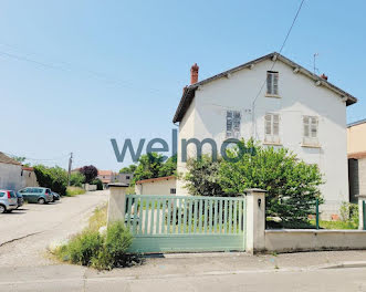 maison à Amberieu-en-bugey (01)