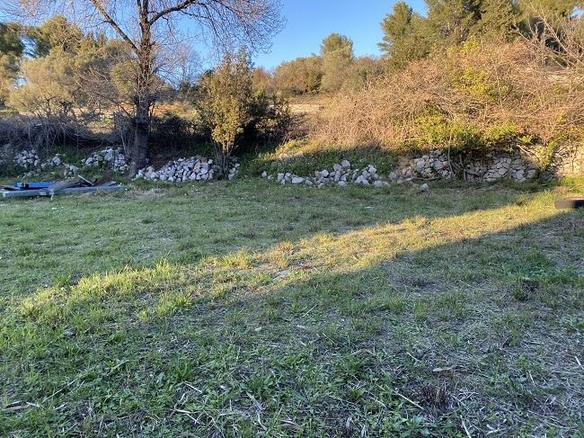 Vente terrain  400 m² à Ollioules (83190), 210 000 €