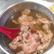 鬍鬚忠牛肉湯