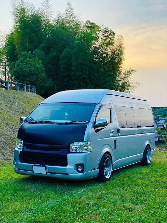 ハイエース スーパーロングの車検もどし・熱中症に注意しましょう・リアスピーカー移設・DIY・ビーノに関するカスタム事例の投稿画像1枚目