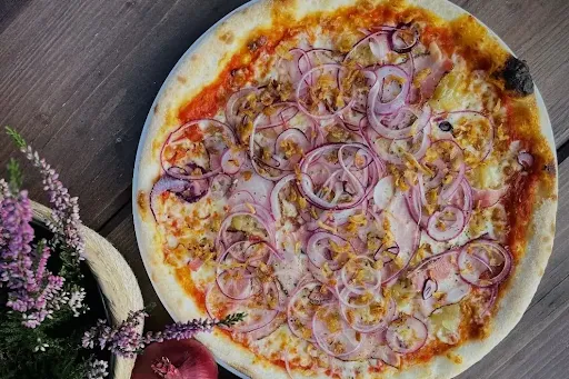 Onion Pizza