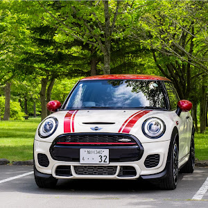 ミニ ハッチバック JCW